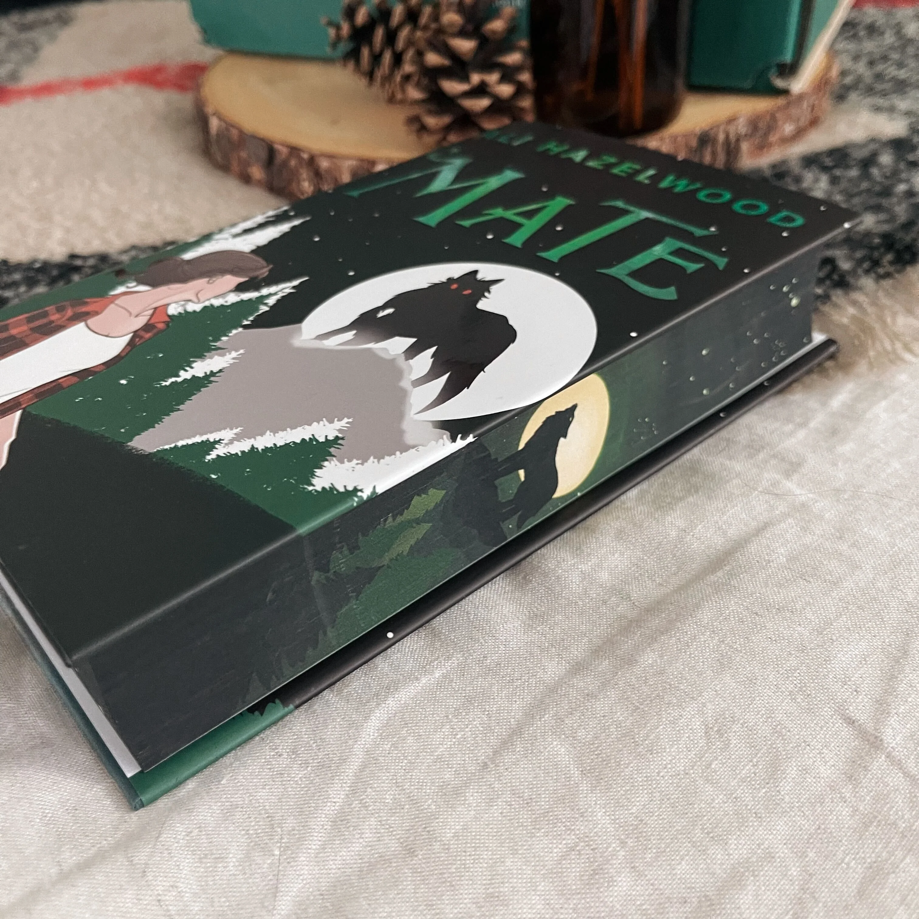Mate by Ali Hazelwood + alternative dust jackets (Afterlight Exclusive) - Image 4